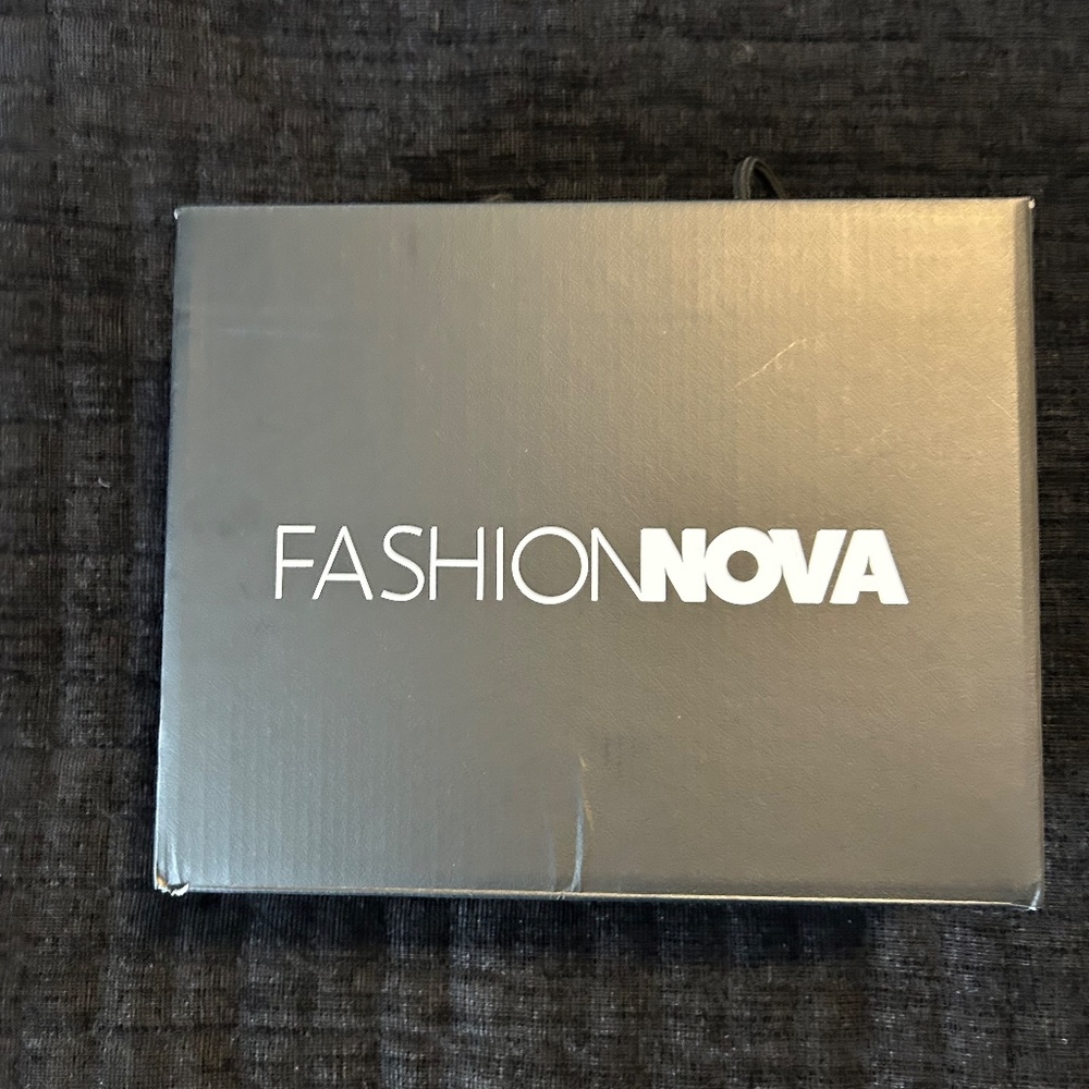 BNIB FashionNova ballet heels size 6.5 - Picture 4 of 8
